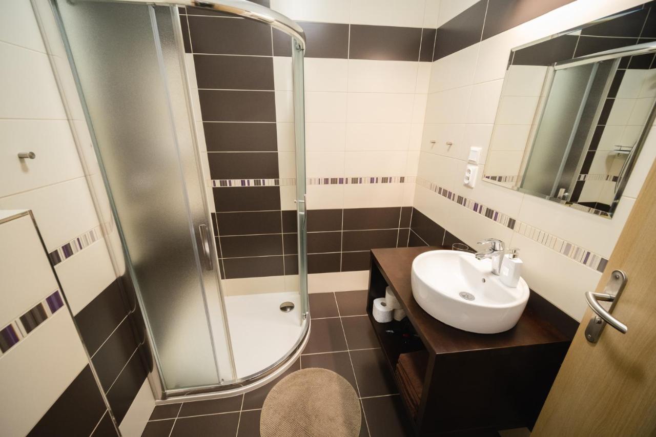 Apartmany 21 Trebon Bagian luar foto