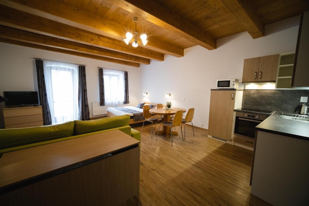 Apartmany 21 Trebon Bagian luar foto