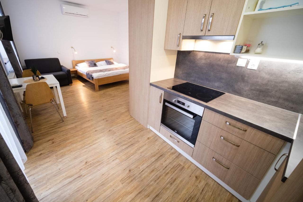 Apartmany 21 Trebon Bagian luar foto